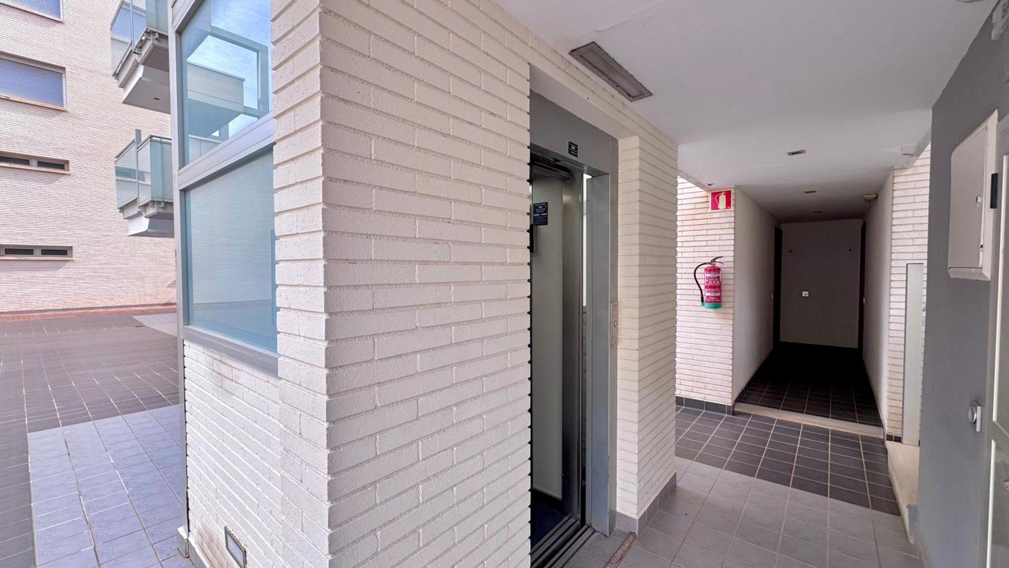 Elegance - Vacaciones Y Bienestar Apartment Дения Екстериор снимка