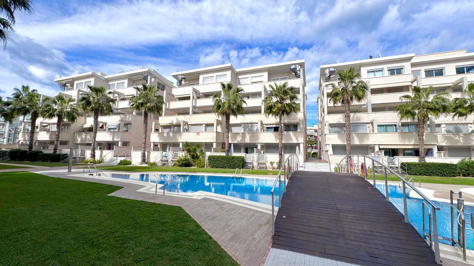 Elegance - Vacaciones Y Bienestar Apartment Дения Екстериор снимка